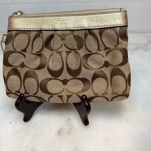 Coach Wristlet Bag Purse Jacquard Signature Logo Pleated Clutch Pouch Wallet